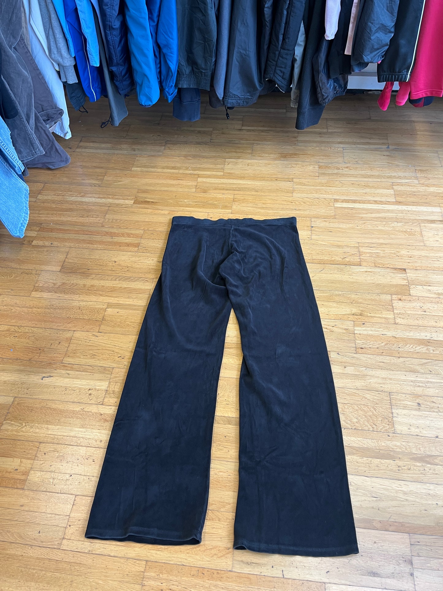 JUICY COUTURE PANTS (M)
