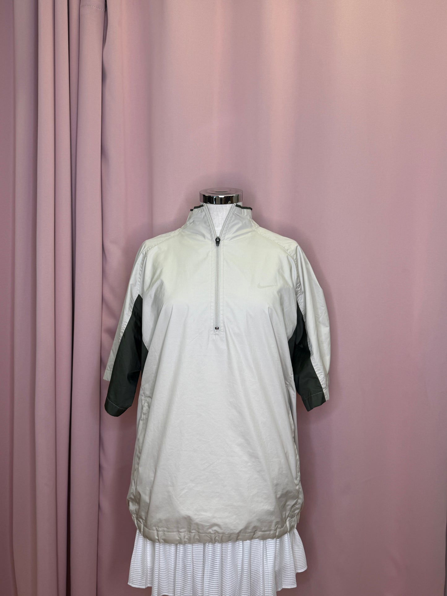 NIKE GOLF SHORTSLEEVE TRACK JACKET (M-L)