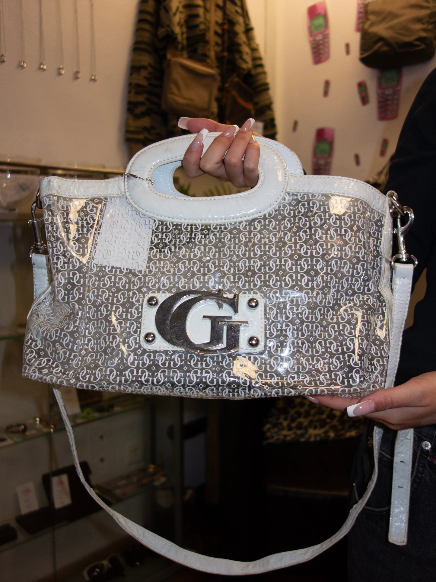 GUESS PURSE
