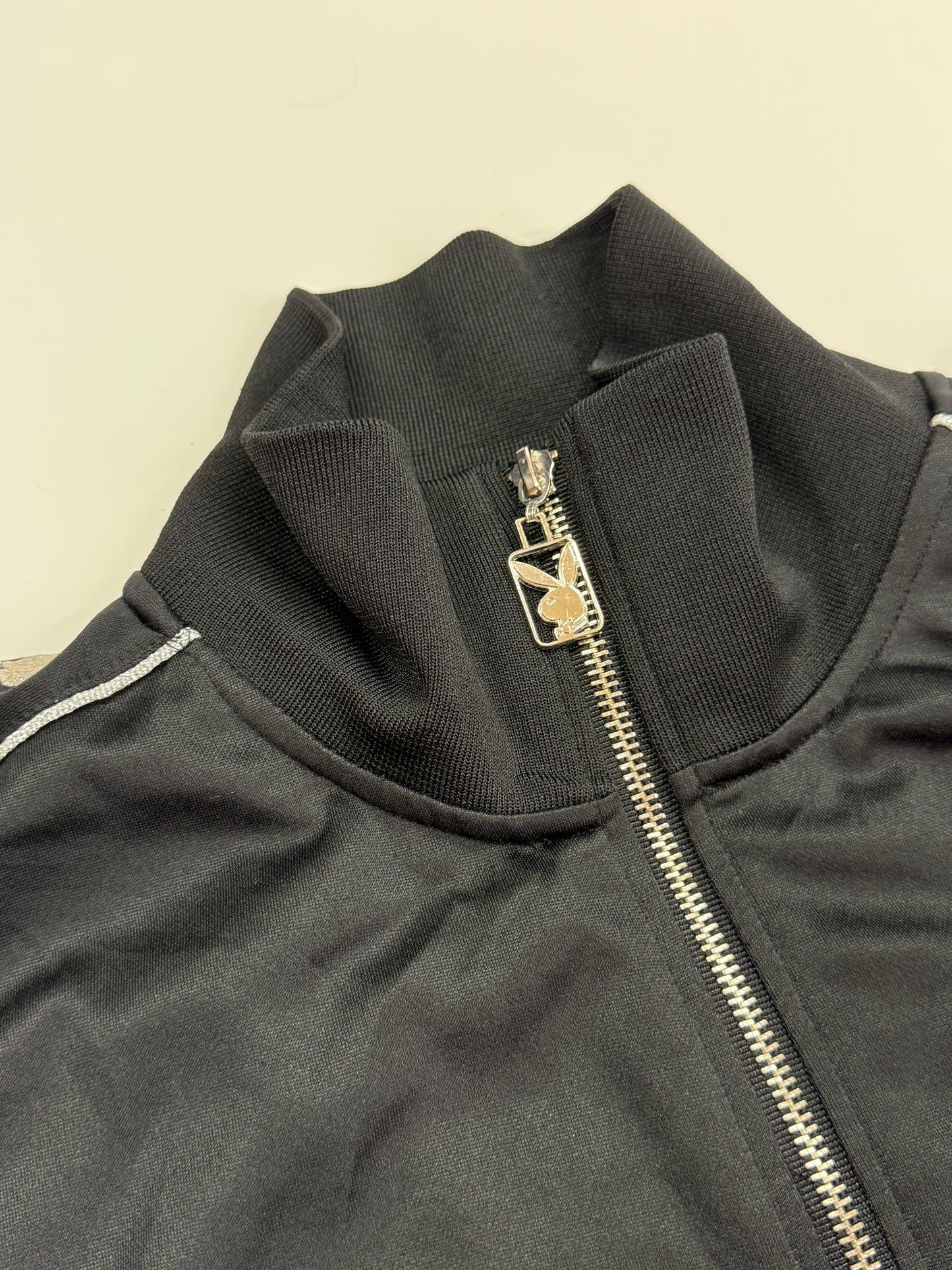 PLAYBOY SHORTSLEEVE ZIPPER (XL)