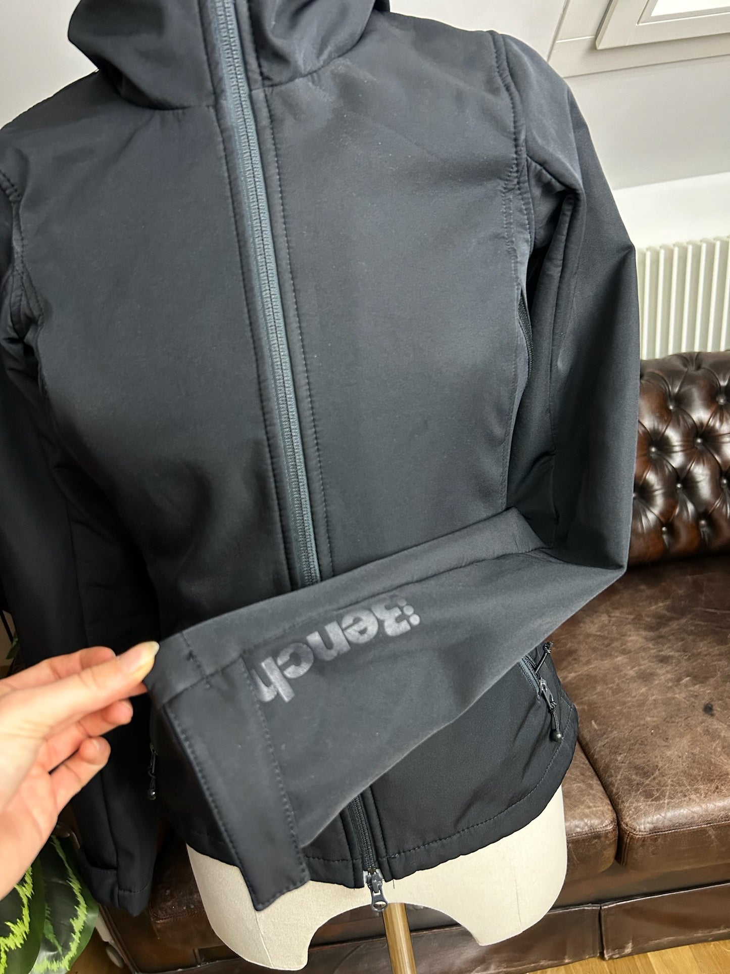 BENCH SOFTSHELL JACKET (XS)