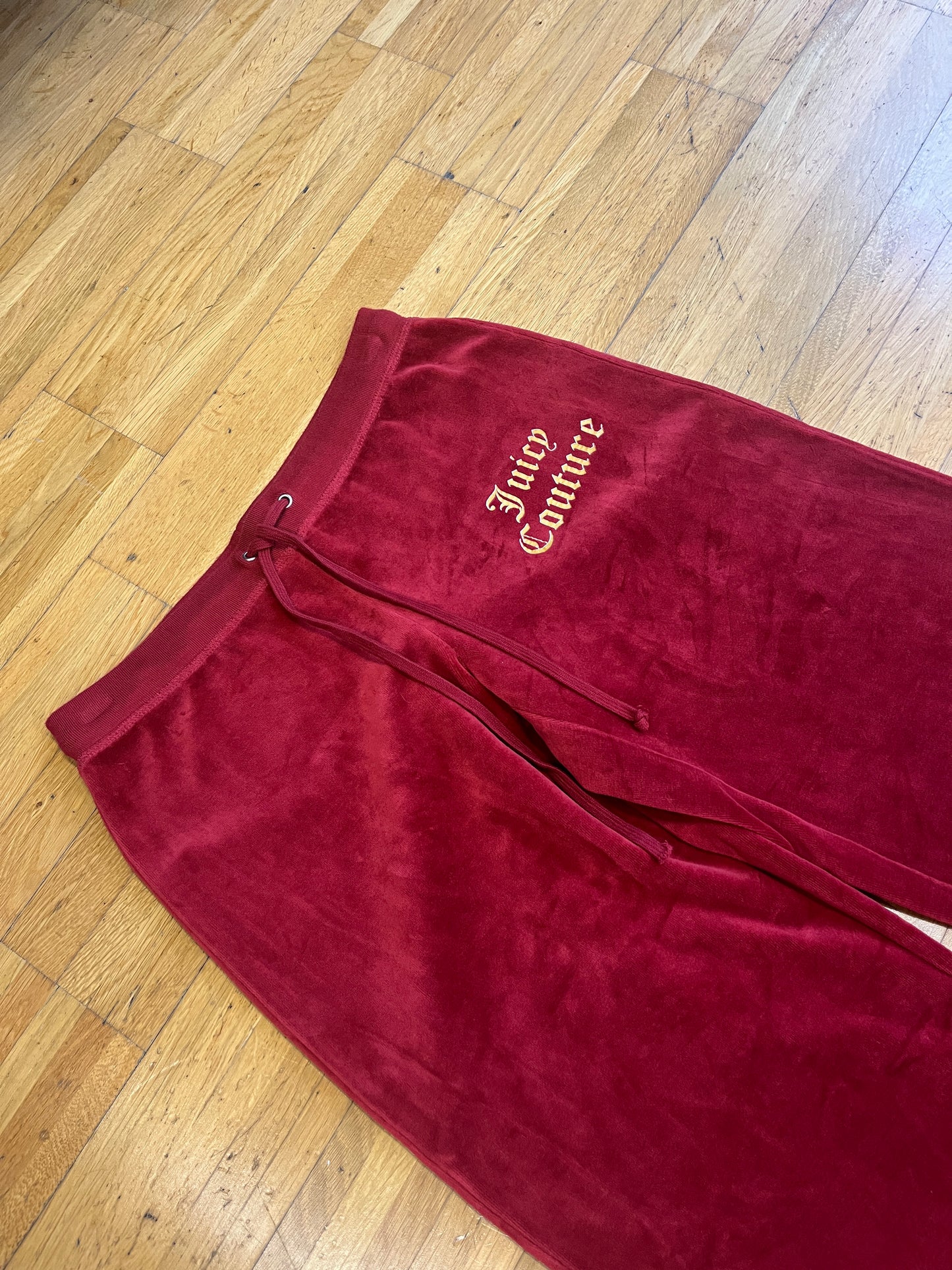 JUICY COUTURE PANTS (XS-S)