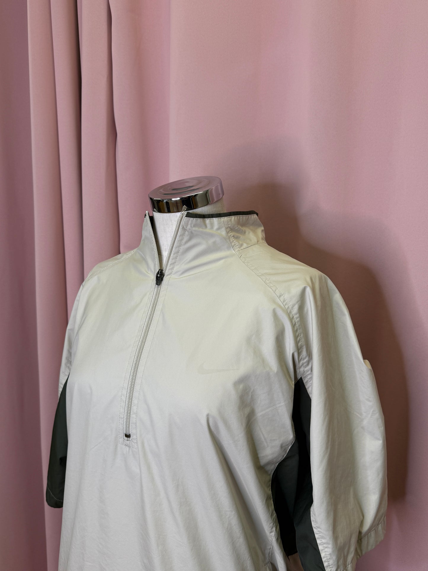 NIKE GOLF SHORTSLEEVE TRACK JACKET (M-L)