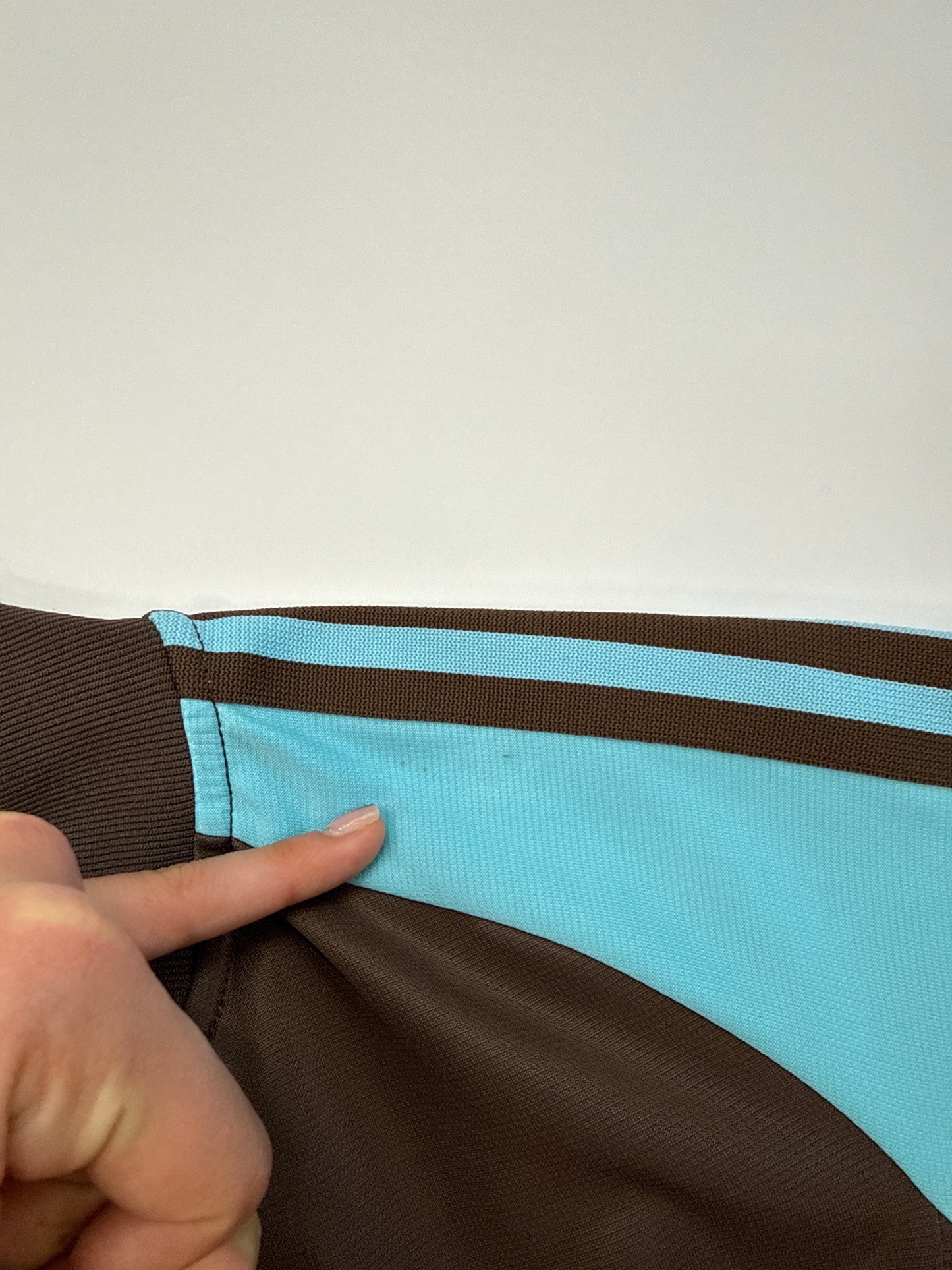 ADIDAS ZIPPER 2000s BLACK/BLUE (M)