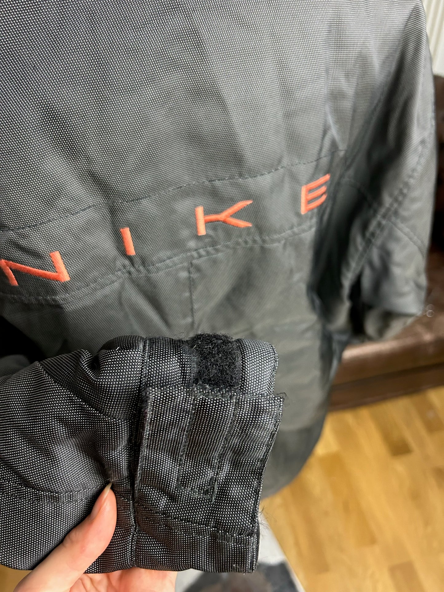 RARE NIKE SPELLOUT JACKET 90s (M)