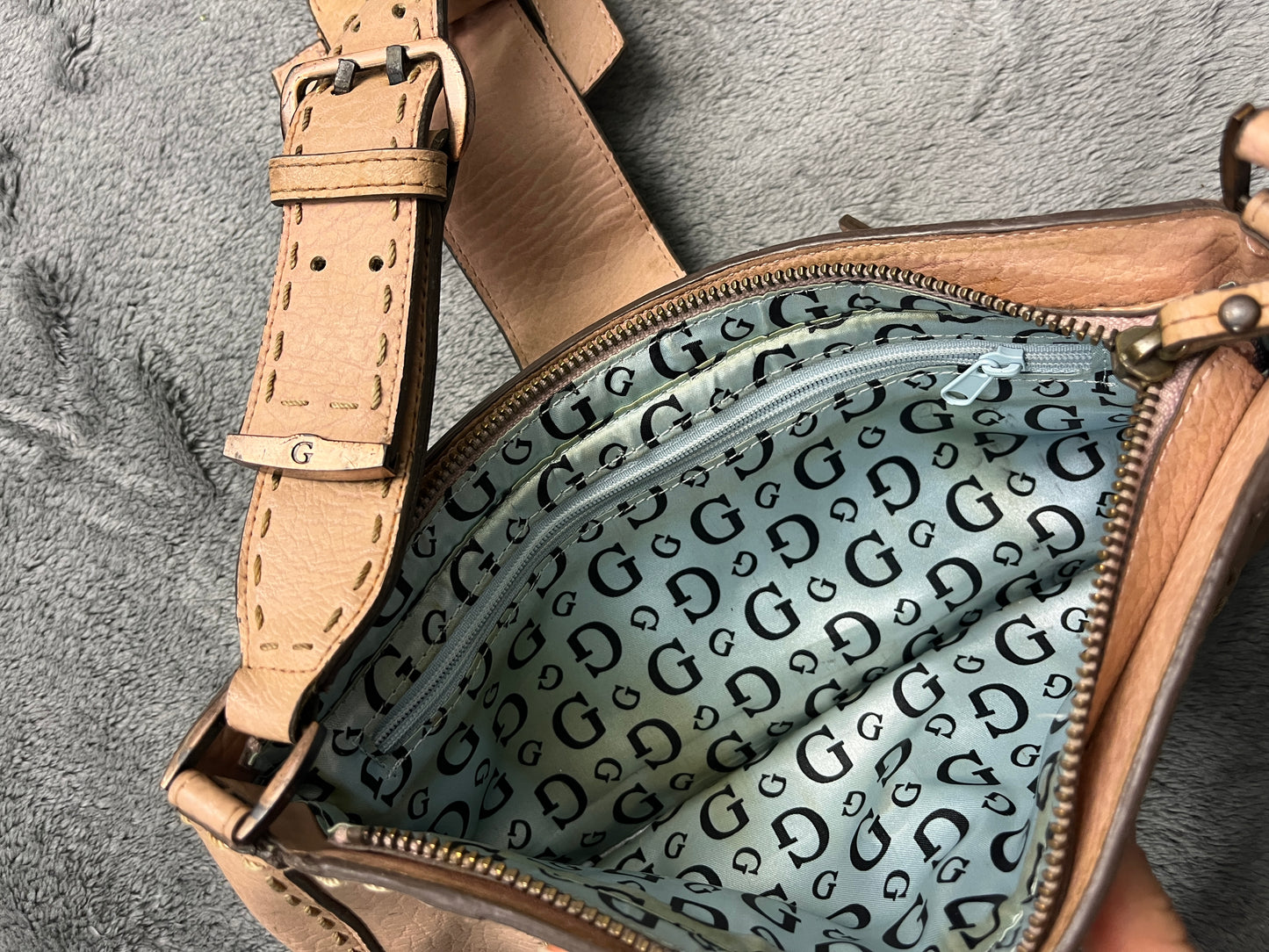 GUESS BAG