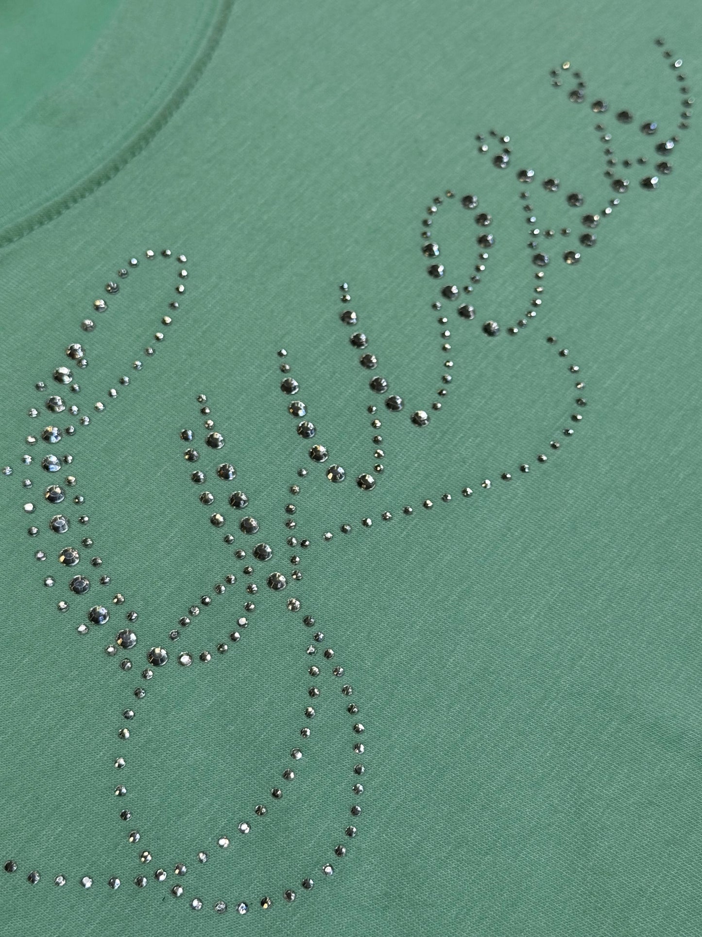 VINTAGE GUESS SHIRT (S)
