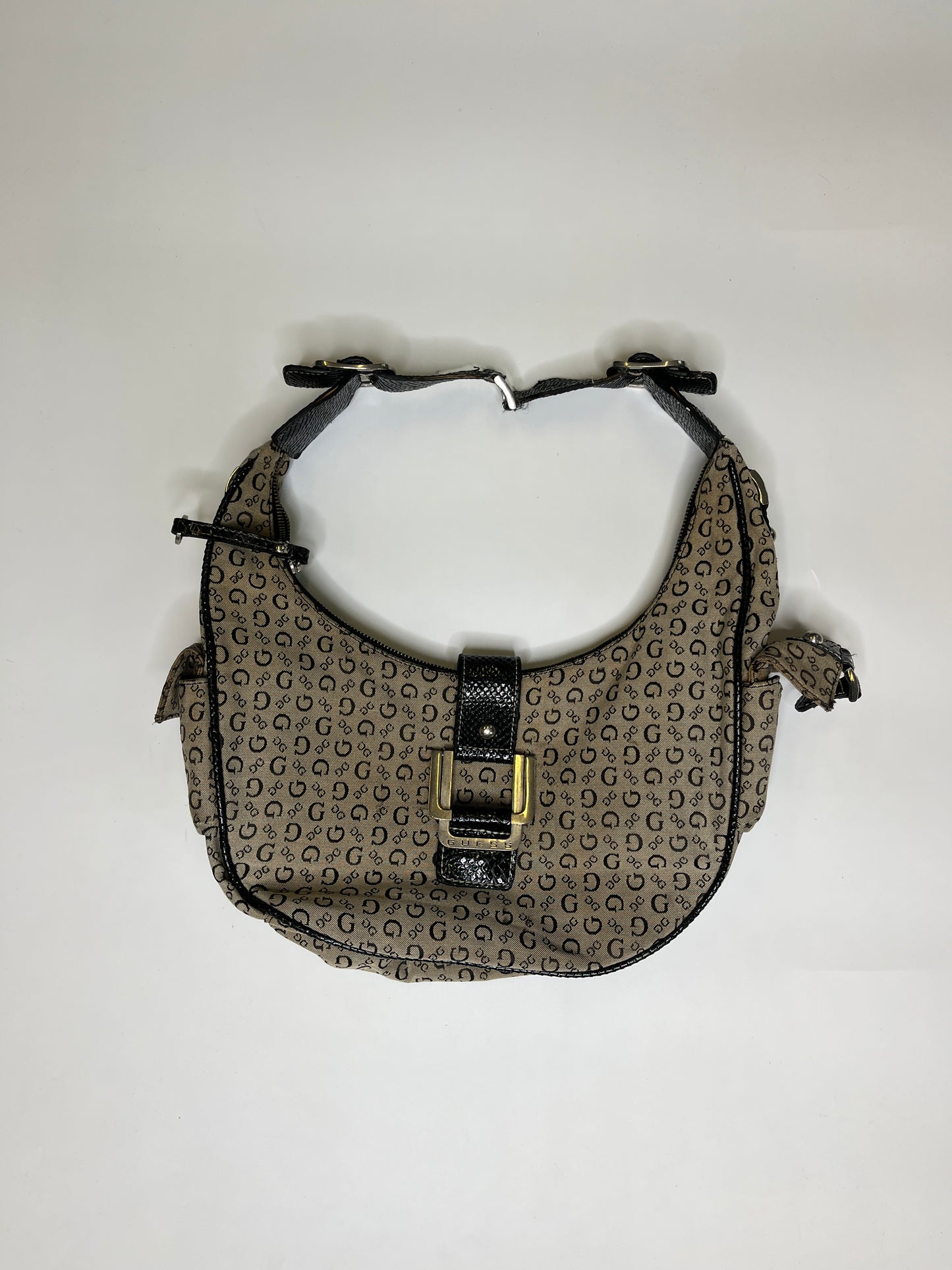 GUESS  MONOGRAM PURSE