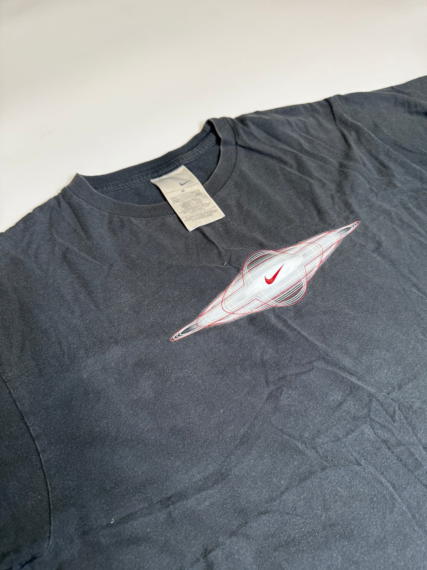 VINTAGE NIKE LOGO SHIRT (M/L)