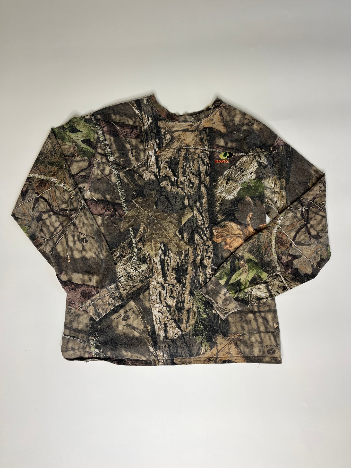 MOSSY OAK CAMO LONGSLEEVE (M)