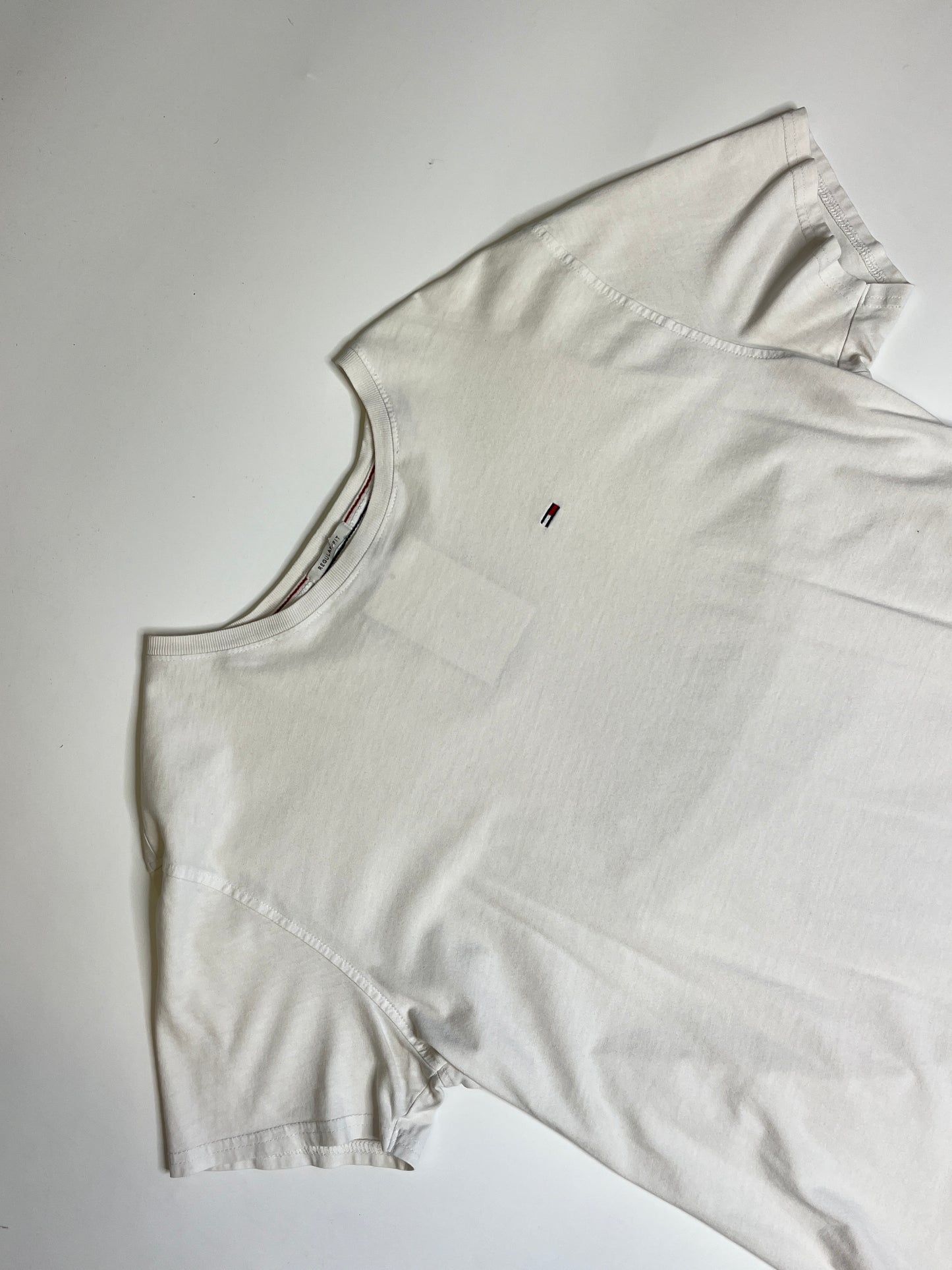 TOMMY HILFIGER SHIRT (M)