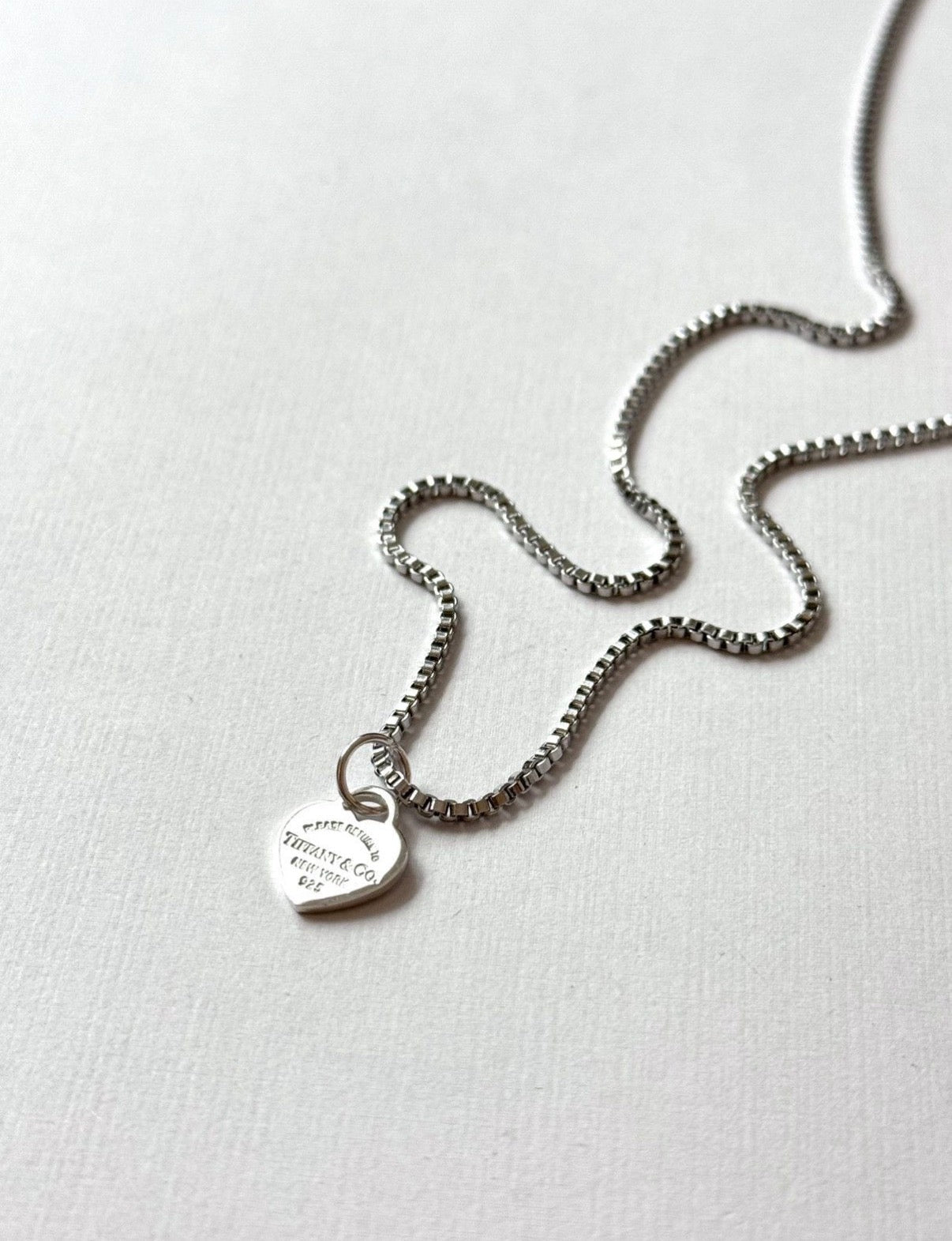 TIFFANY & CO HEART TAG VINTAGE NECKLACE