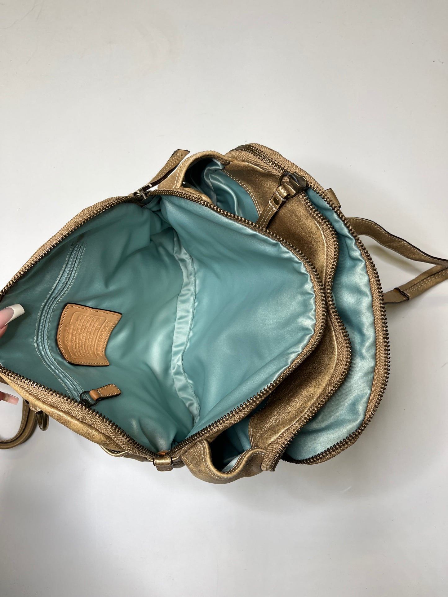 GOLD LEATHER COACH PURSE