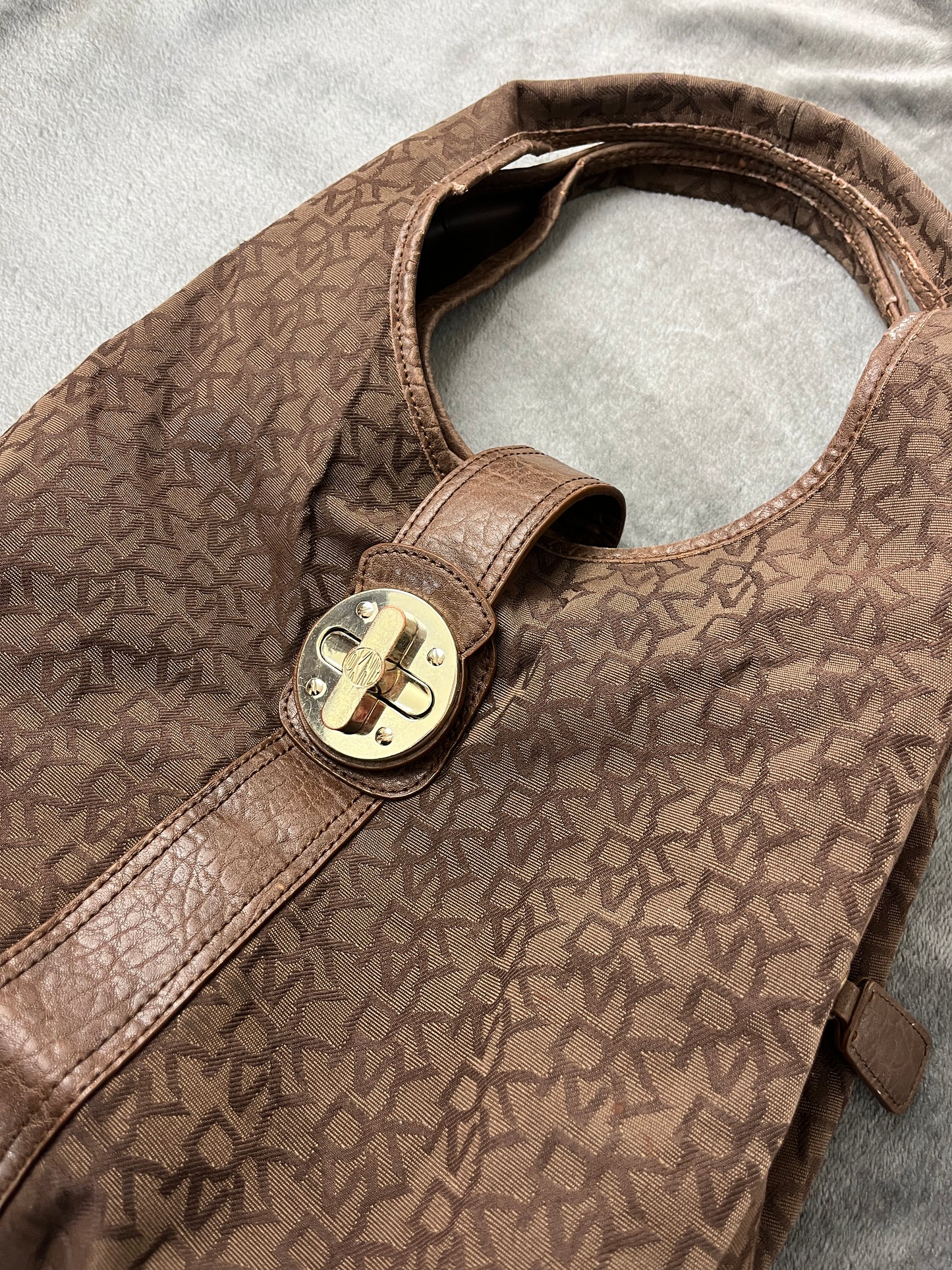 DKNY BAG MONOGRAM