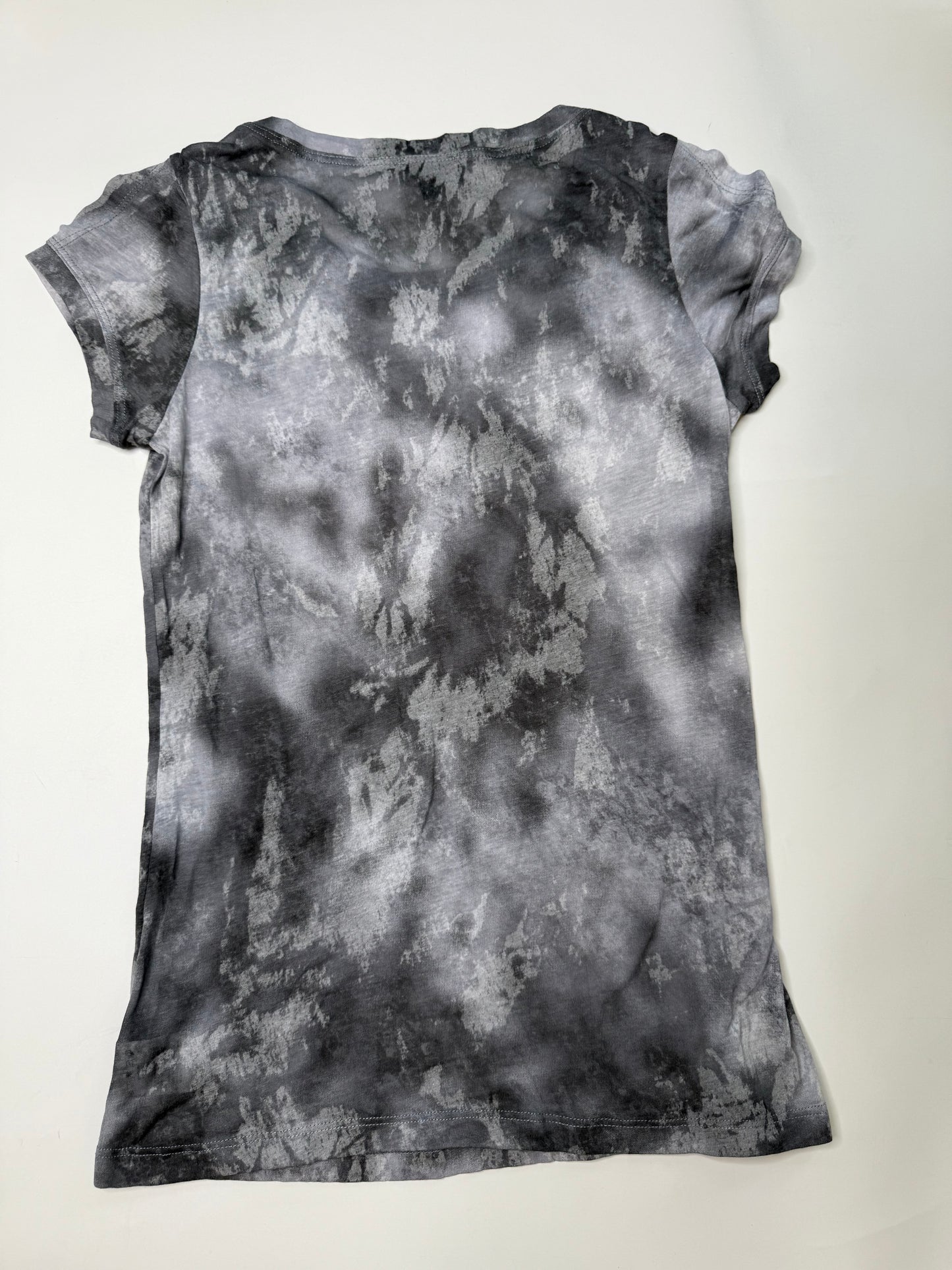 BEBE VINTAGE TIE-DYE MESH RHINESTONE T-SHIRT (M)