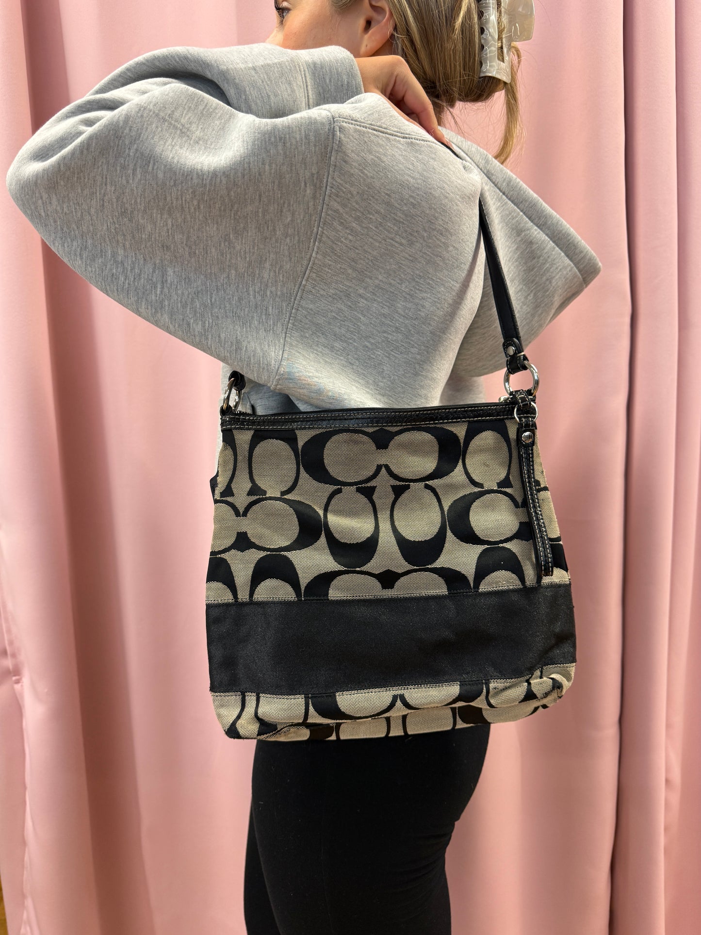 COACH MONOGRAM PURSE