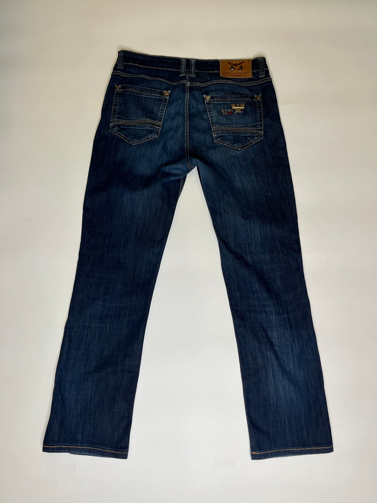 ARMANI STRAIGHT LEG JEANS (w.32-34)