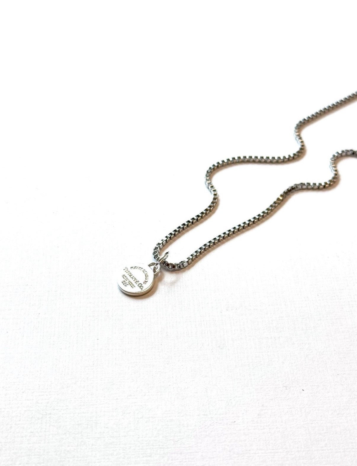 TIFFANY & CO ROUND TAG VINTAGE NECKLACE