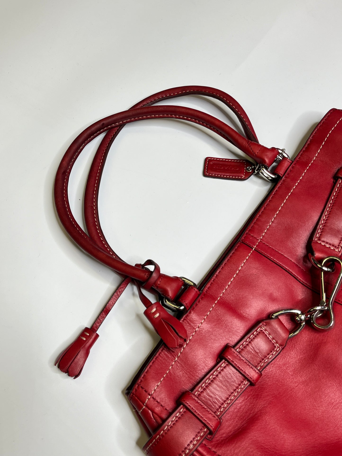 RED LEATHER COACH PURSE