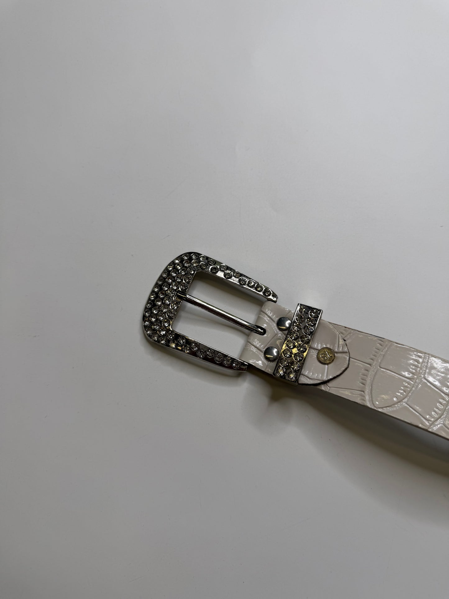 RHINESTONE CROC BELT – WHITE (M-L)