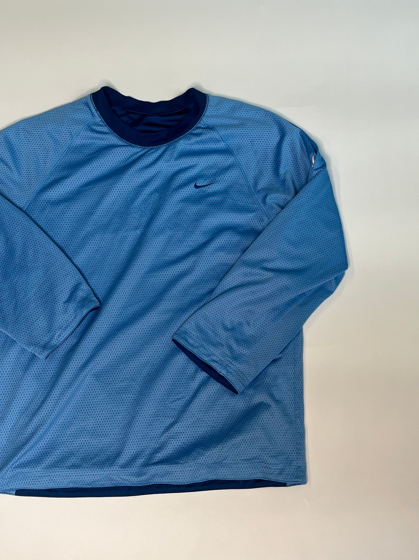 NIKE LONGSLEEVE REVERSIBLE (S-M)