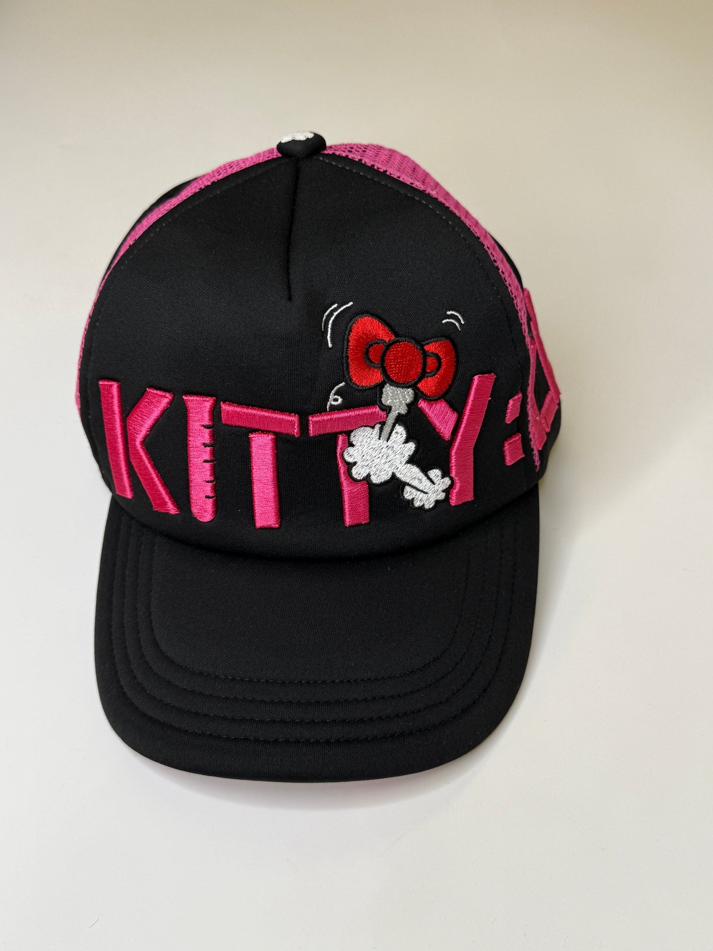 HELLO KITTY X KITTYLAB VINTAGE TRUCKER CAP