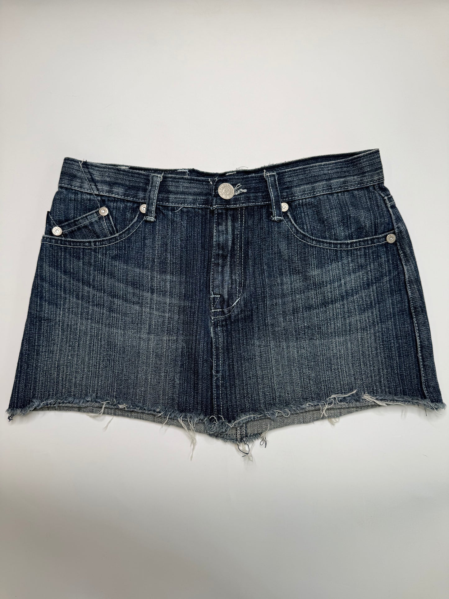 VICTORIA BECKHAM VINTAGE DISTRESSED DENIM MINI SKIRT (30/M)