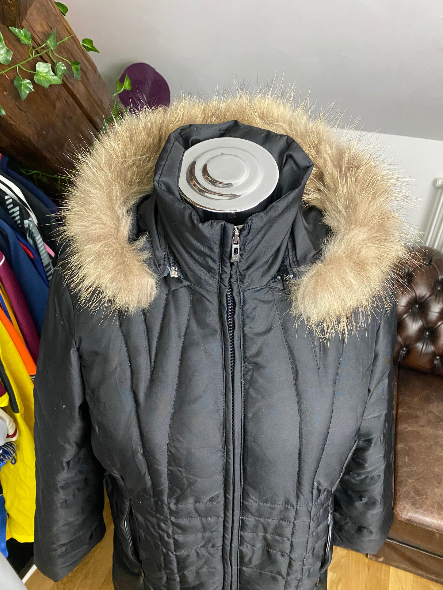 SERGIO TACCHINI PUFFER COAT REAL FUR (S-M)