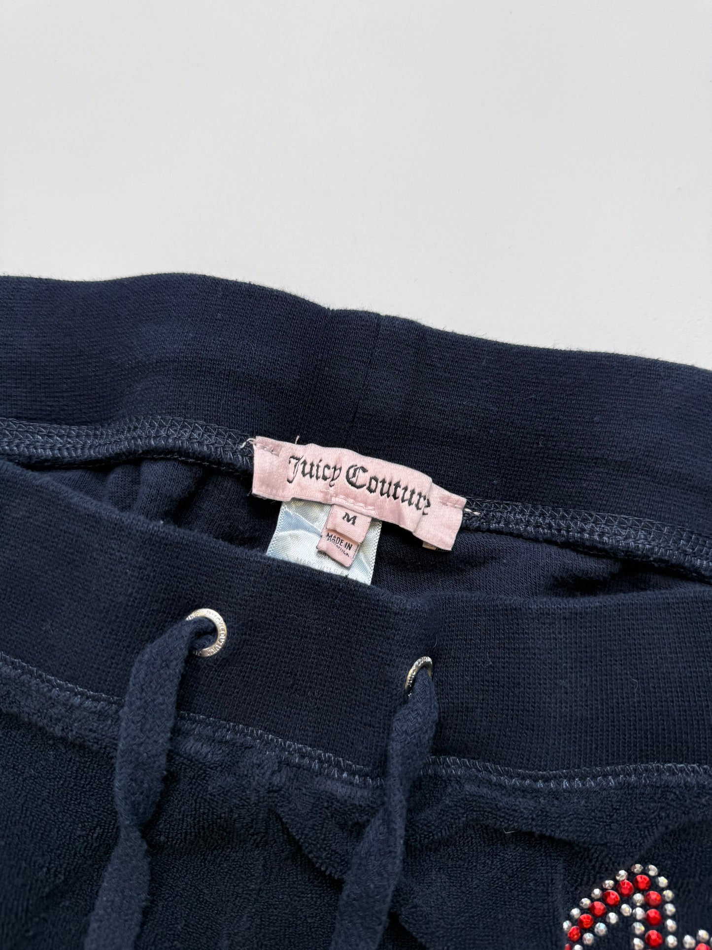 JUICY COUTURE TERRY SHORTS – BLACK (M)