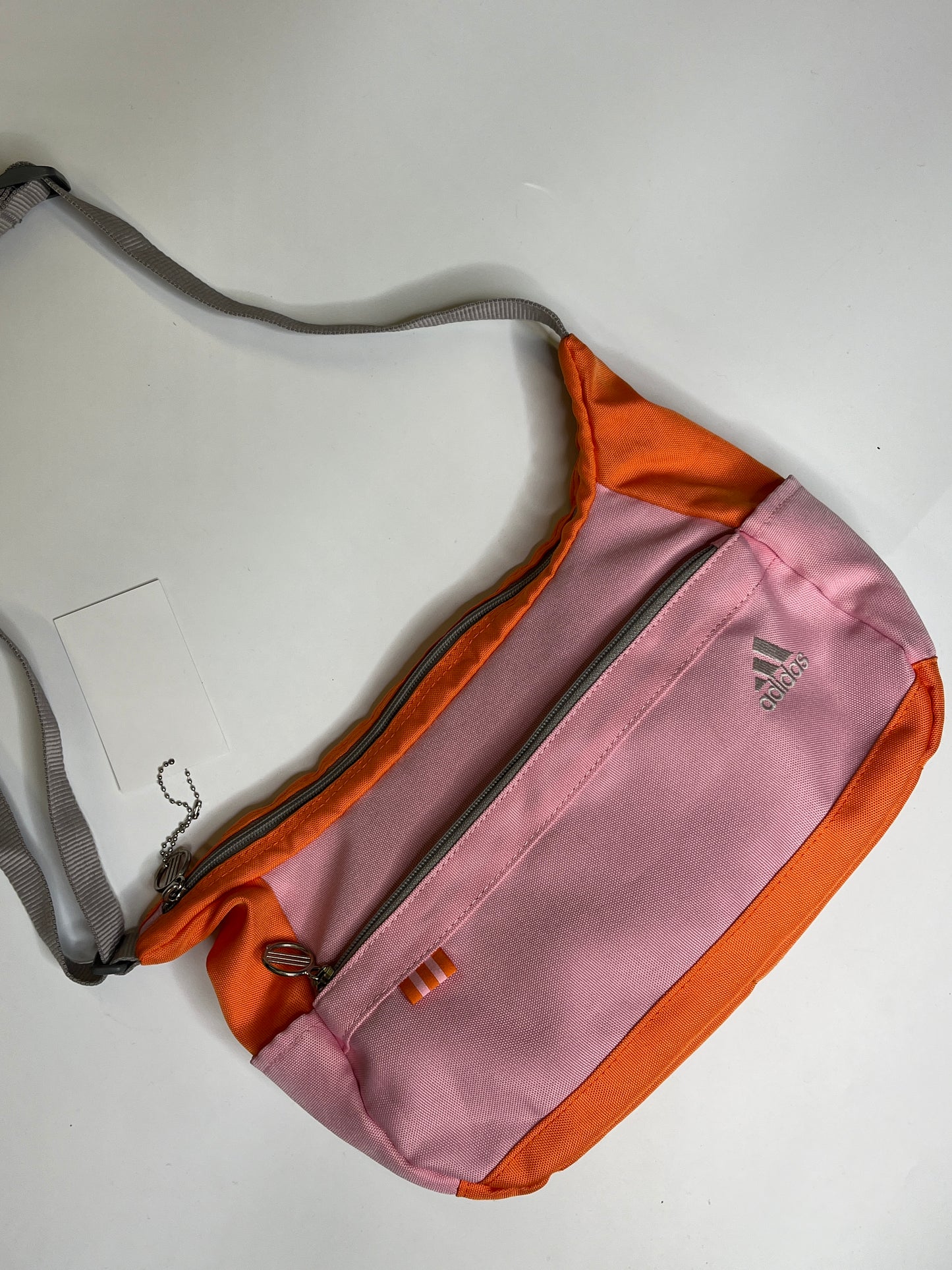 ADIDAS 2000s SLING BAG