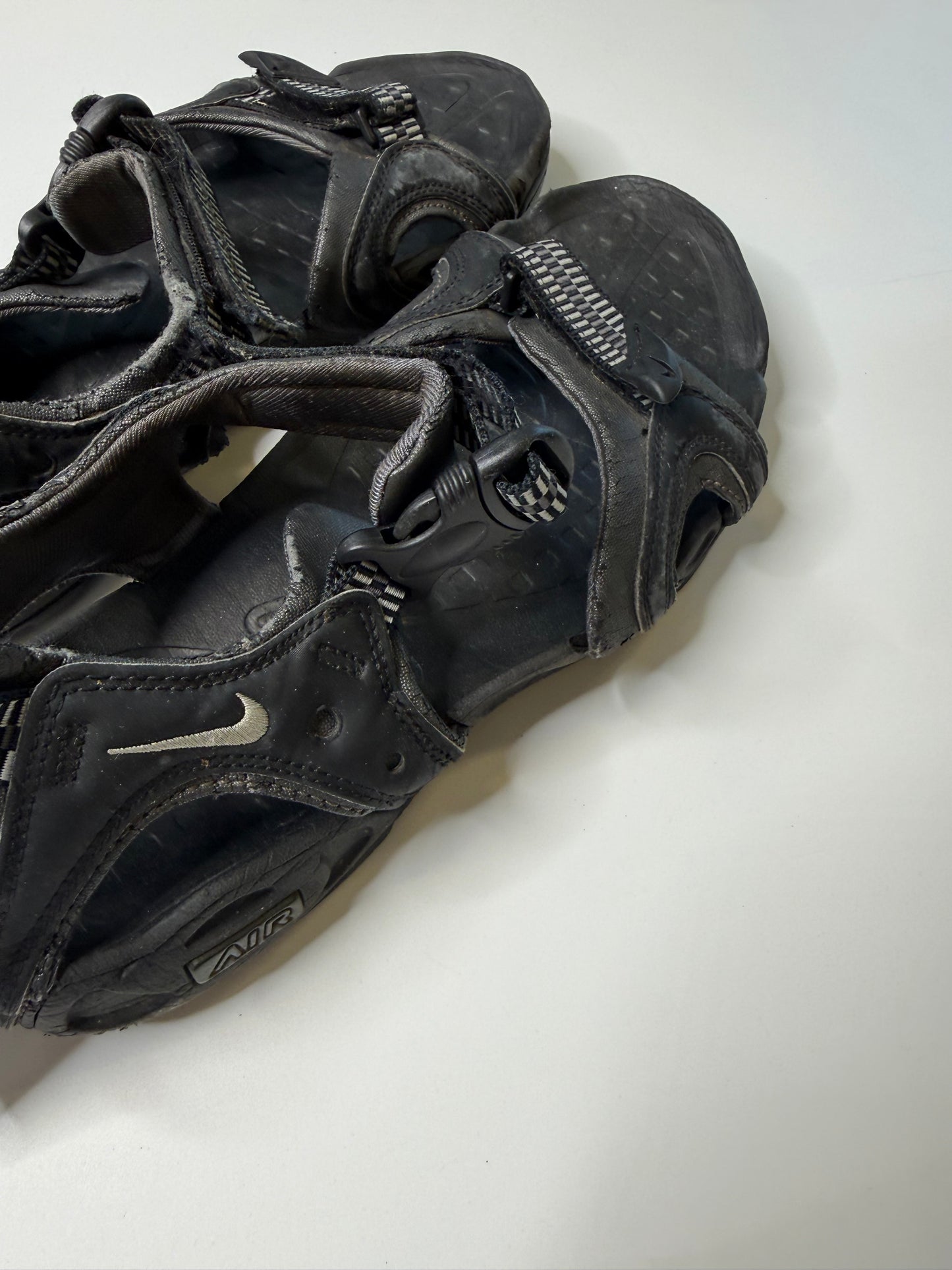 NIKE ACG VINTAGE Y2K TRAIL SANDALS