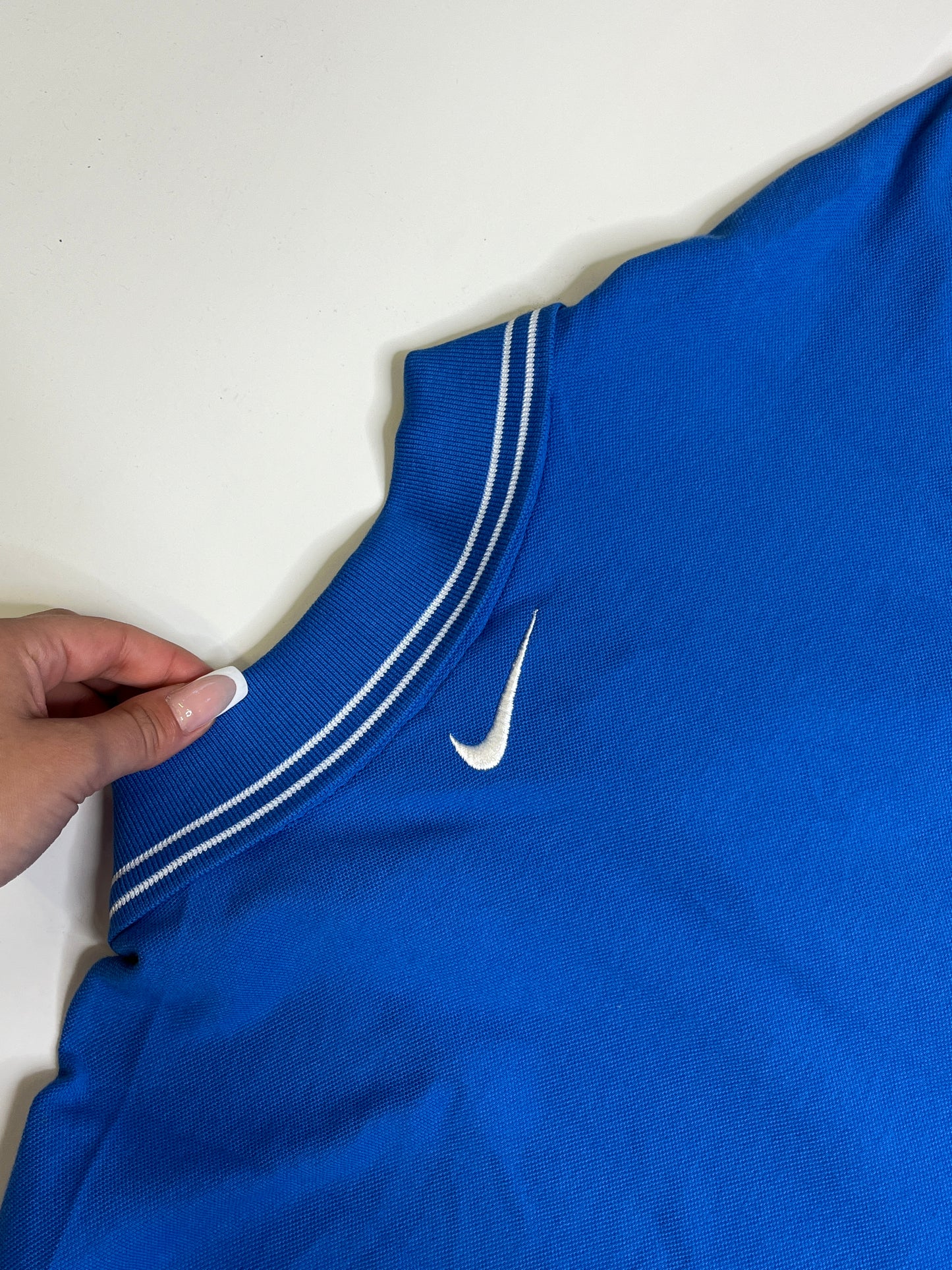 2000S NIKE SHIRT NEW WITH TAG (XL)