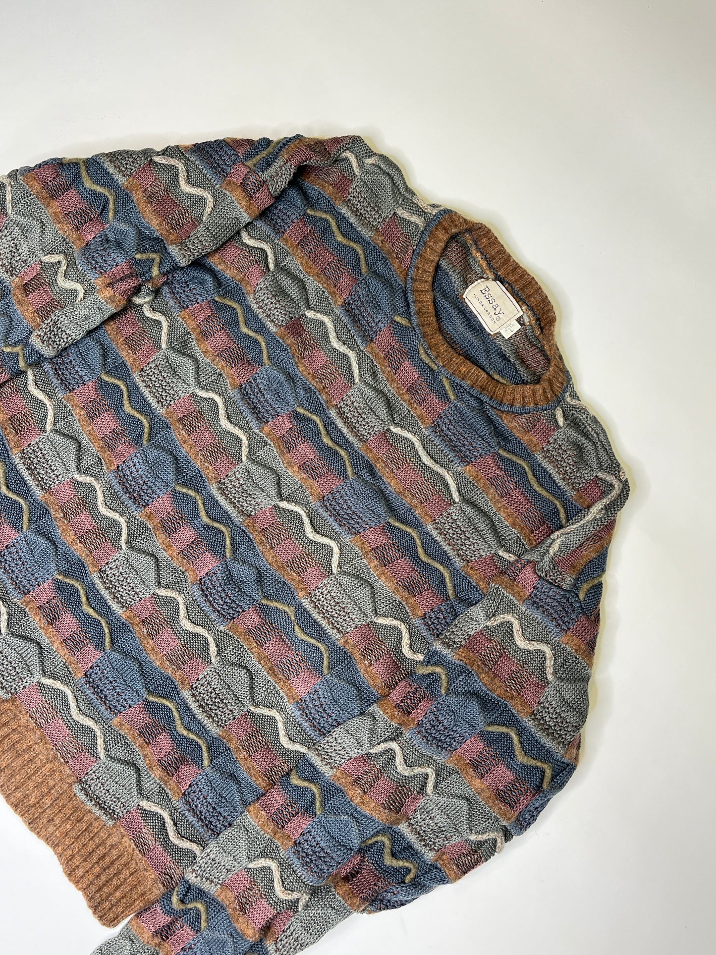 VINTAGE ESSAY COOGI STYLE MOHAIR SWEATER (L)