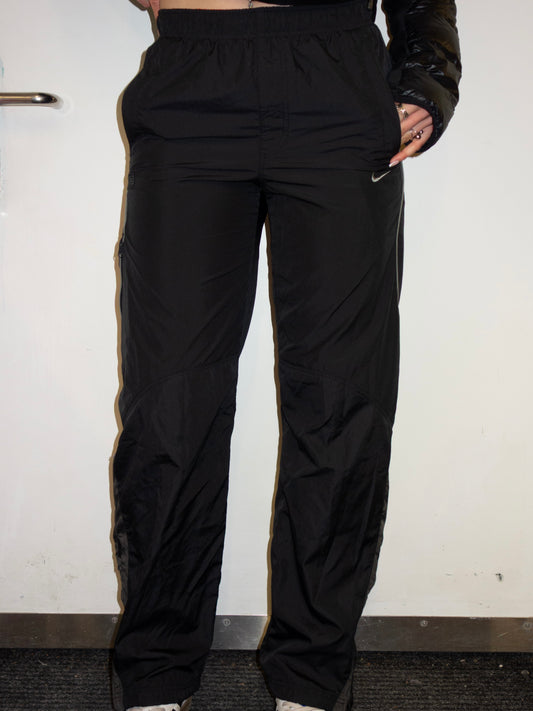 NIKE SHOX TRACK PANTS (S)