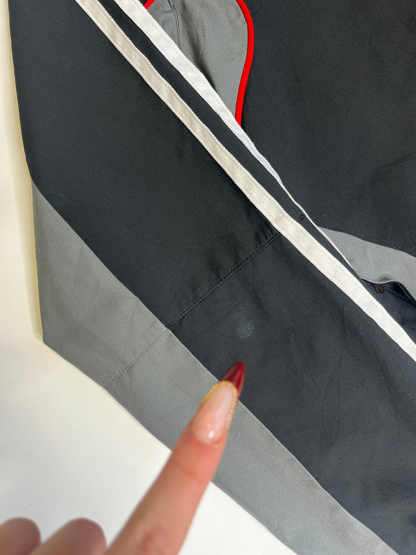 ADIDAS 2000s JACKET (~M)