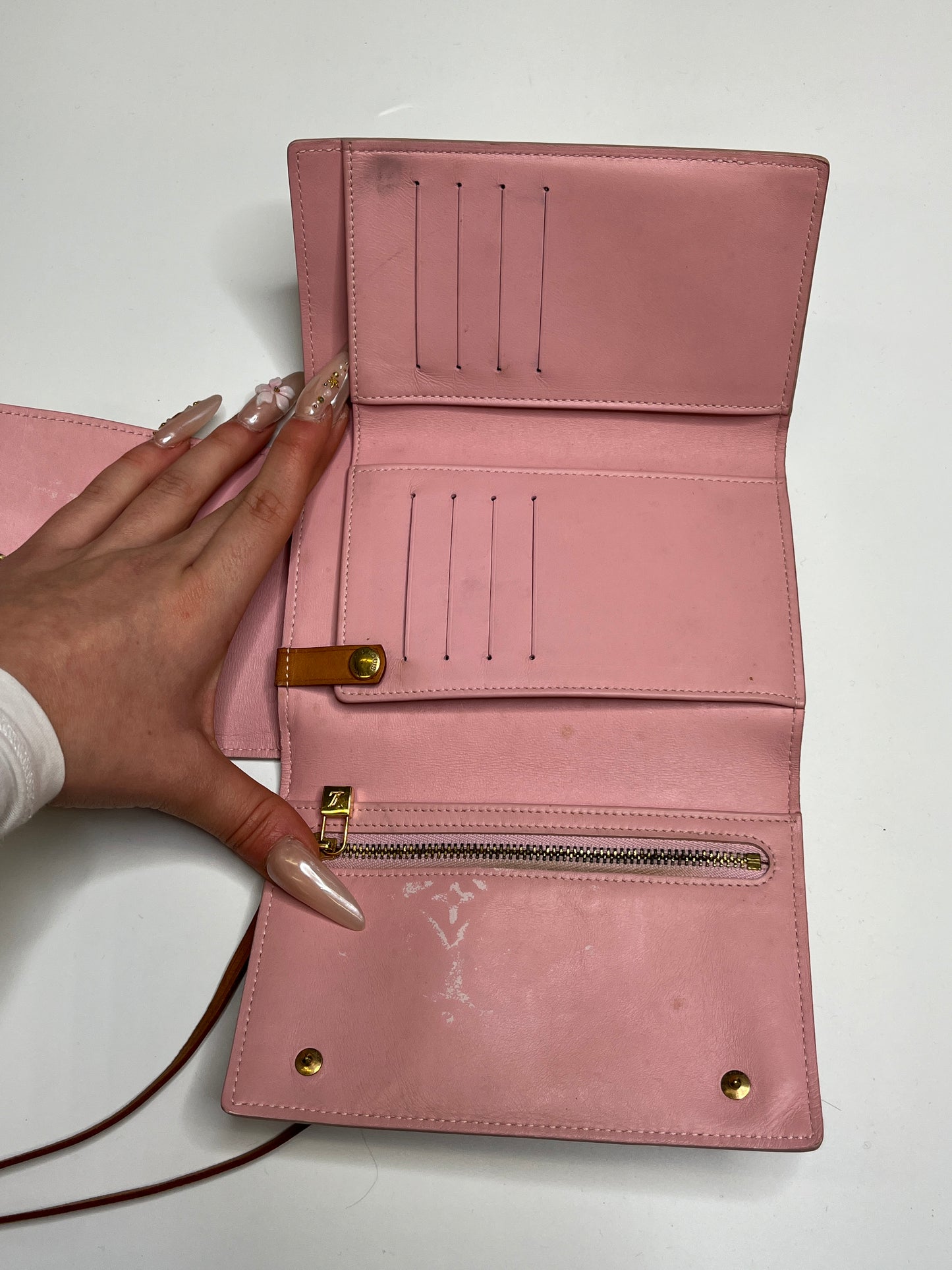 LOUIS VUITTON DOUBLE PHONE POUCH VERNIS