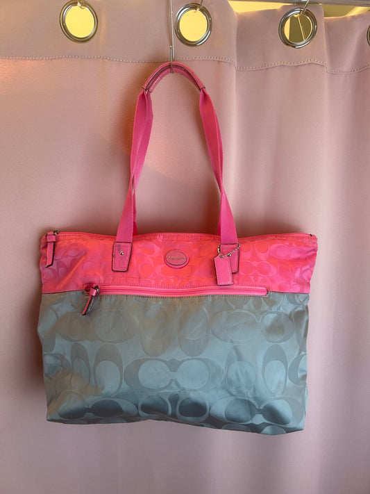 COACH TRAVEL/GYM BAG