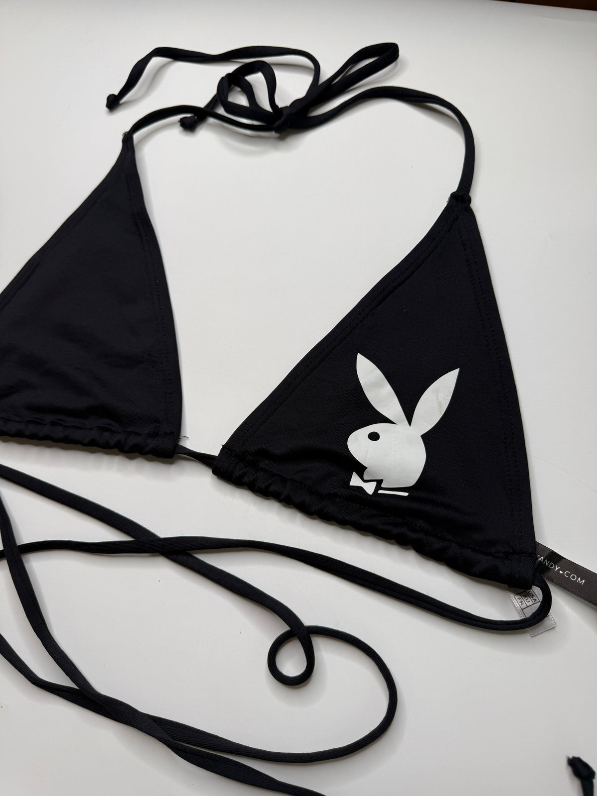 PLAYBOY X YANDY BIKINI TOP – BLACK BUNNY LOGO (L)