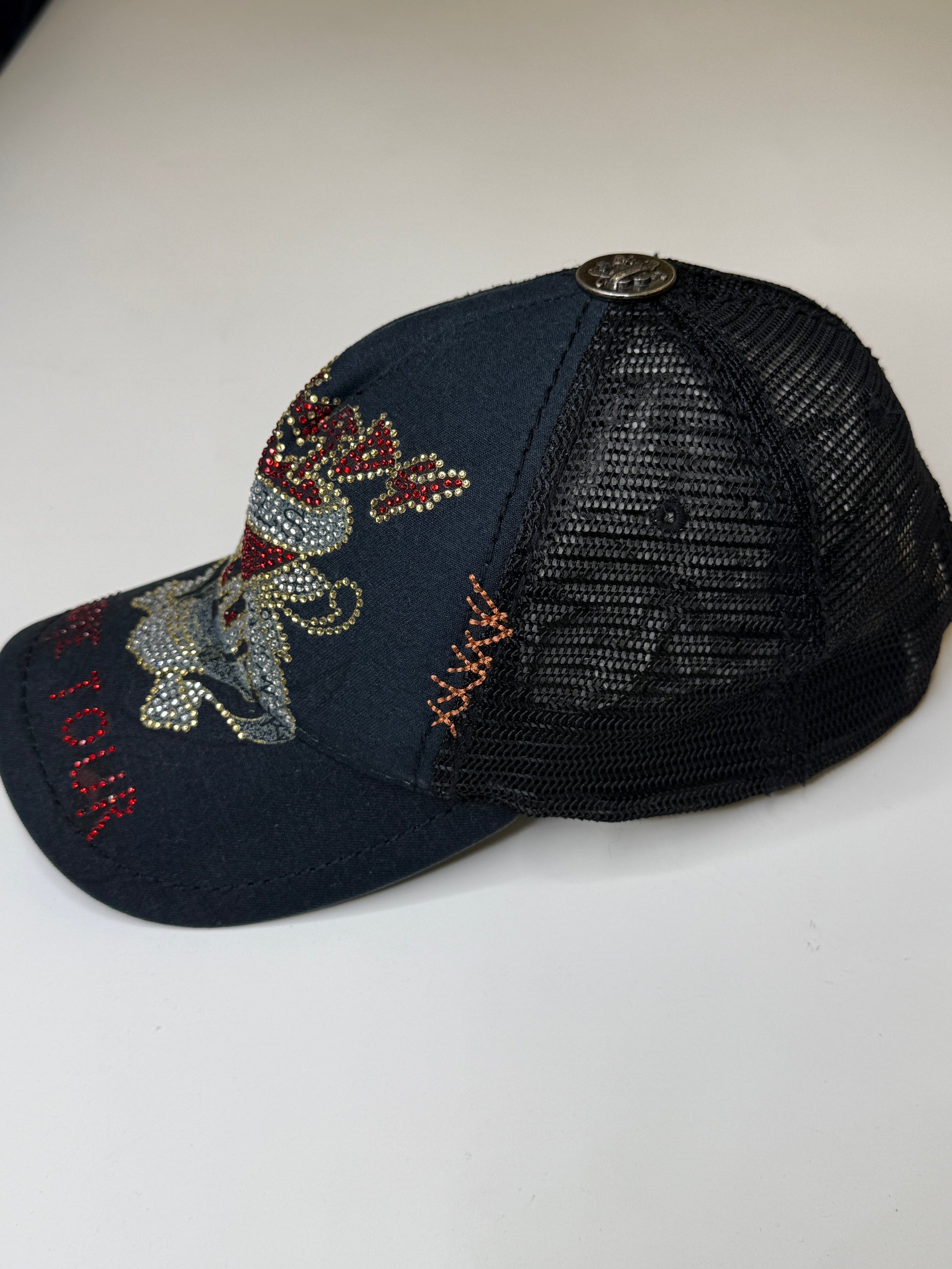 ED HARDY VINTAGE RHINESTONE SKULL CAP