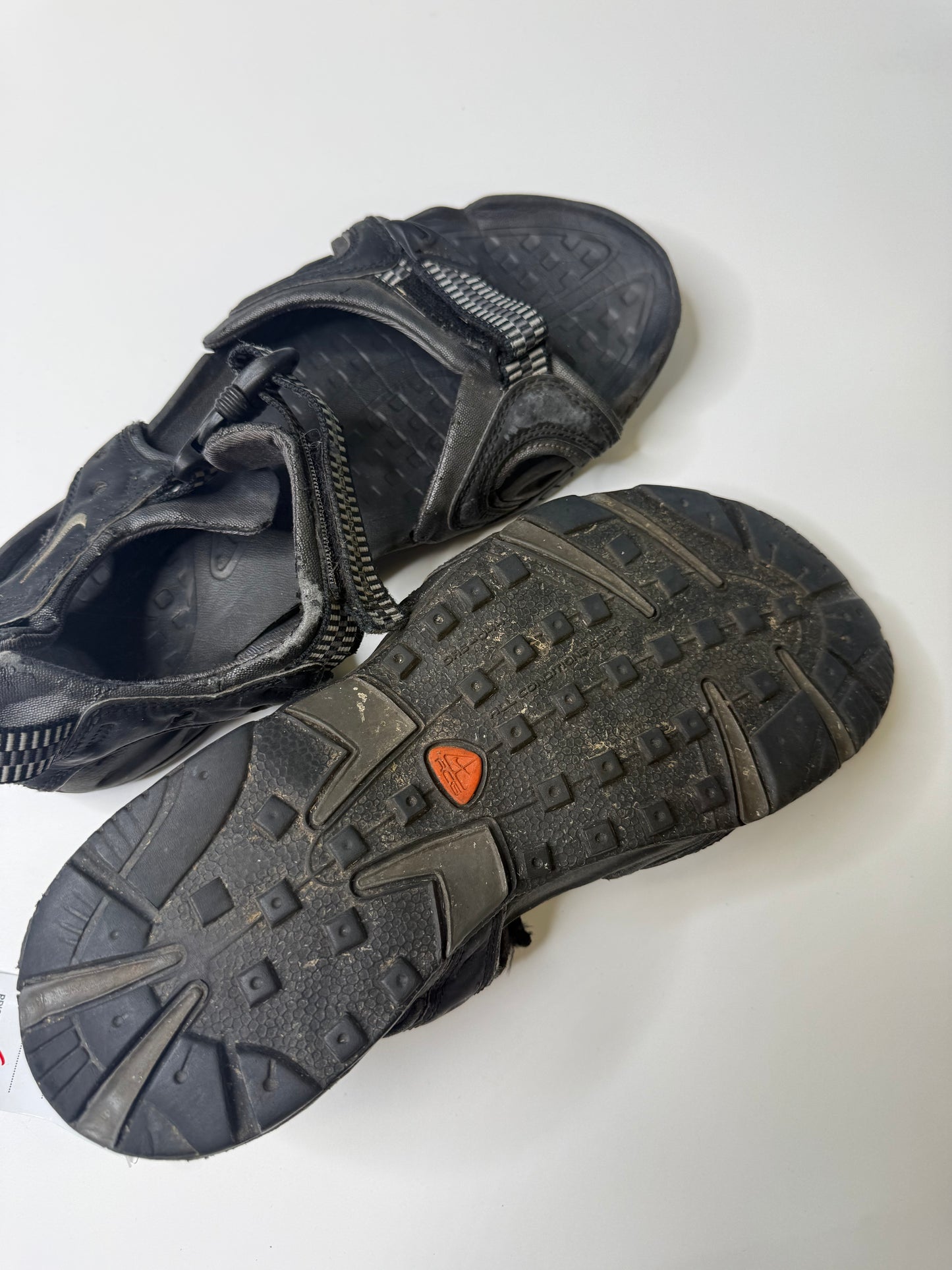 NIKE ACG VINTAGE Y2K TRAIL SANDALS