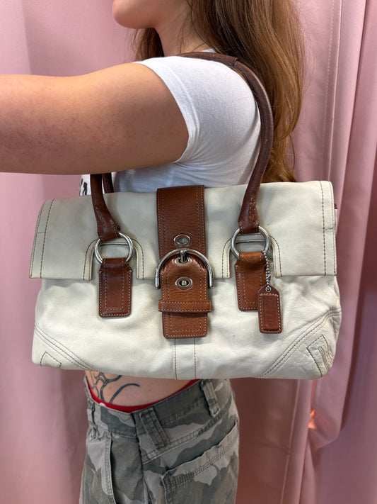 COACH PURSE GENUINE LEATHER