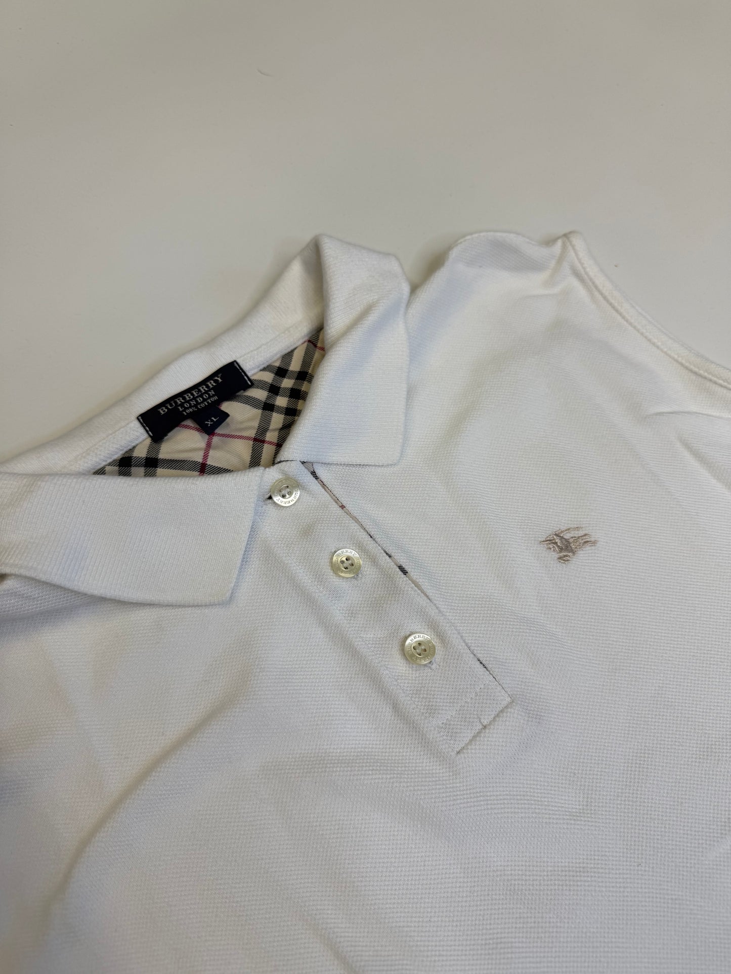 VINTAGE WHITE BURBERRY SLEEVELESS POLO (XL)