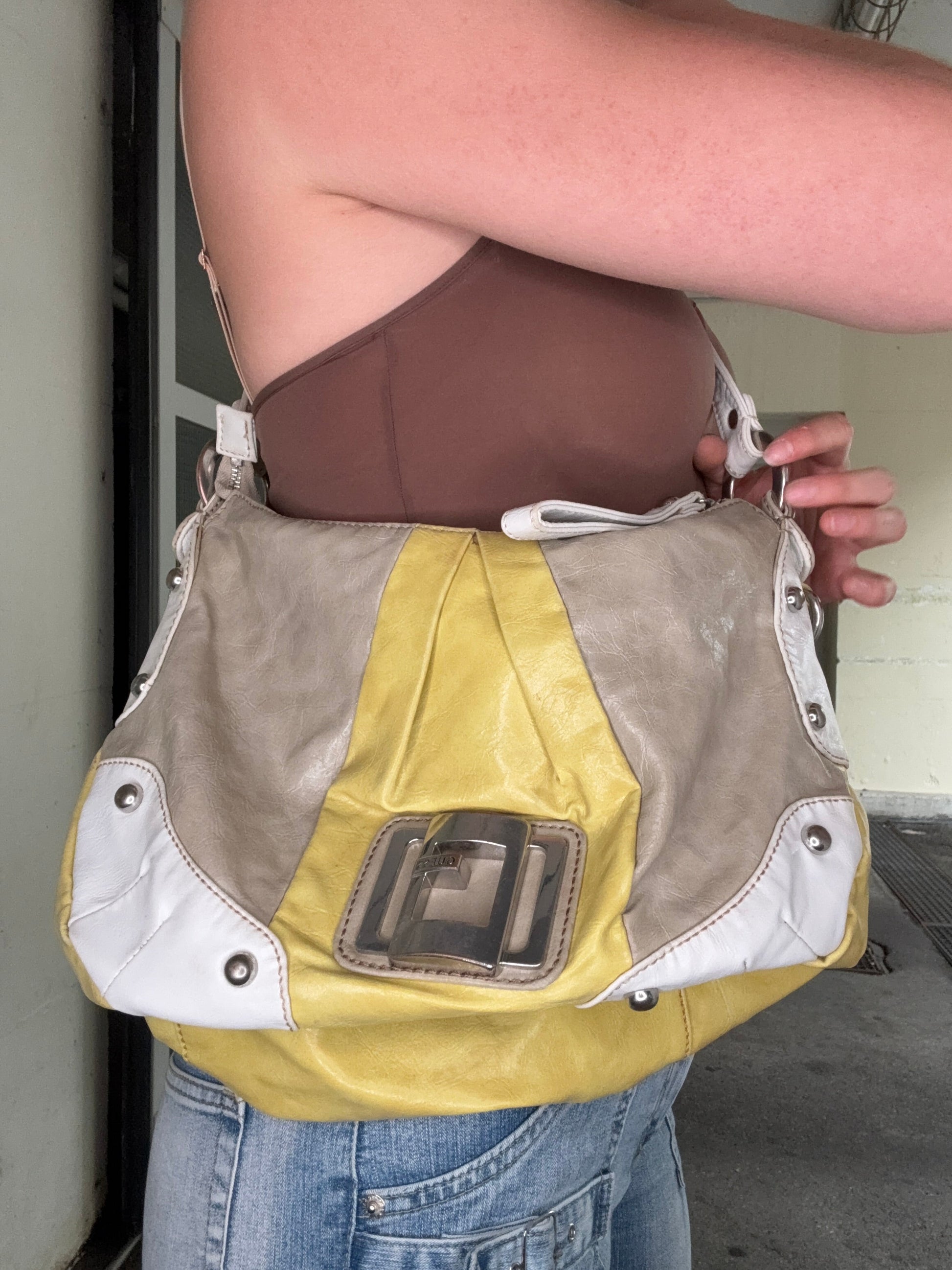 GUESS VINTAGE Y2K COLORBLOCK BUCKLE SHOULDER BAG