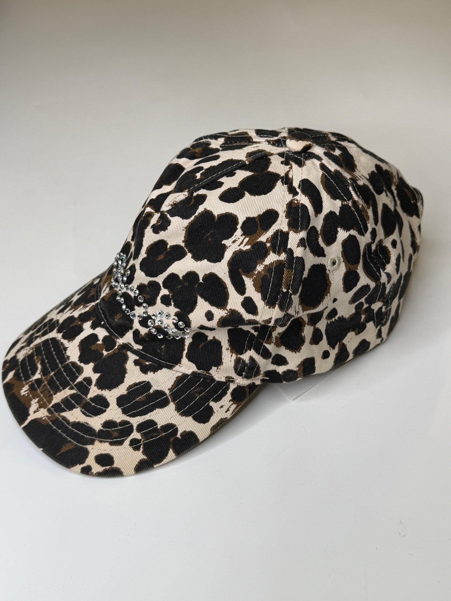 BEBE LEOPARD PRINT VINTAGE CAP