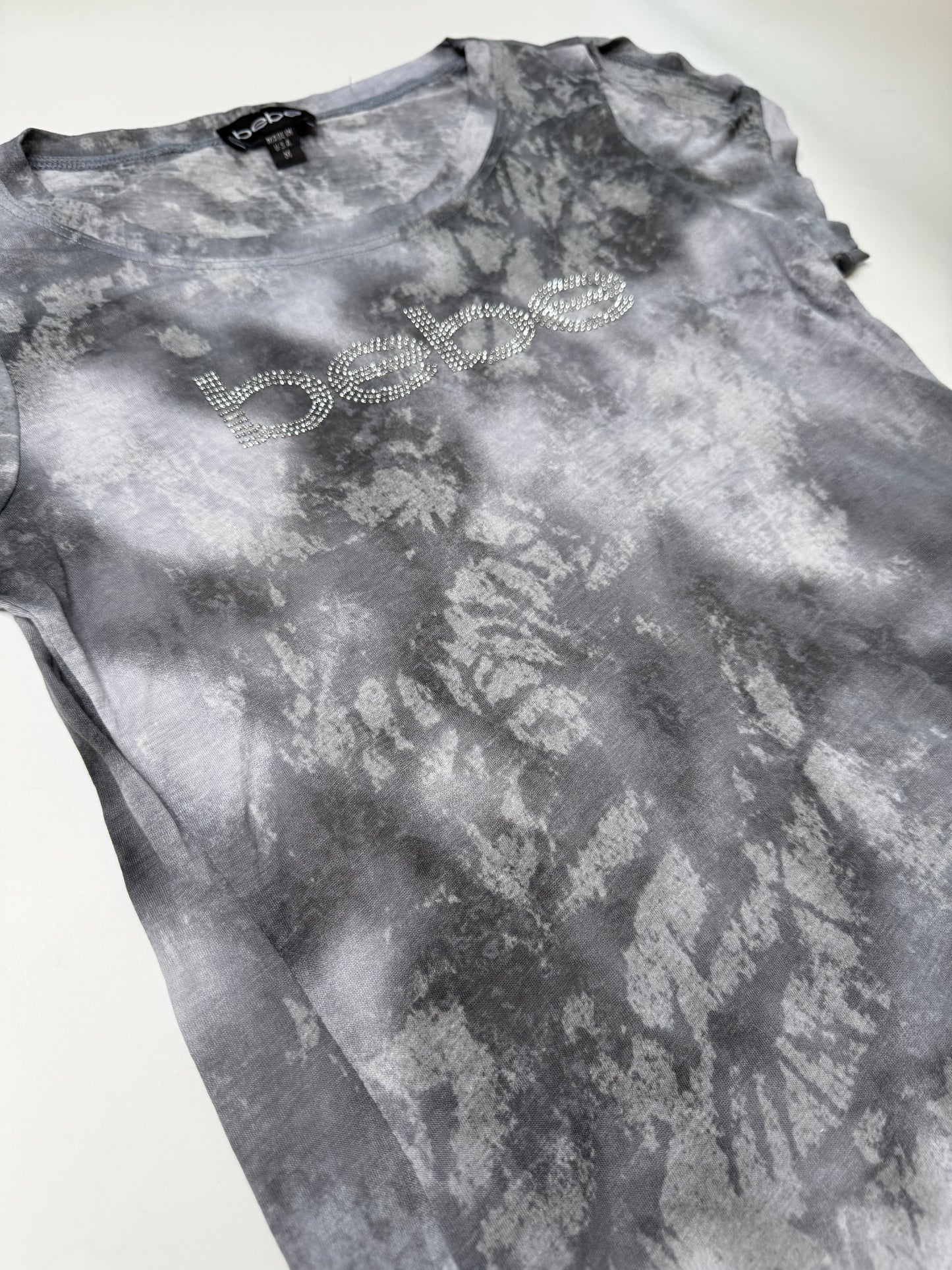 BEBE VINTAGE TIE-DYE MESH RHINESTONE T-SHIRT (M)