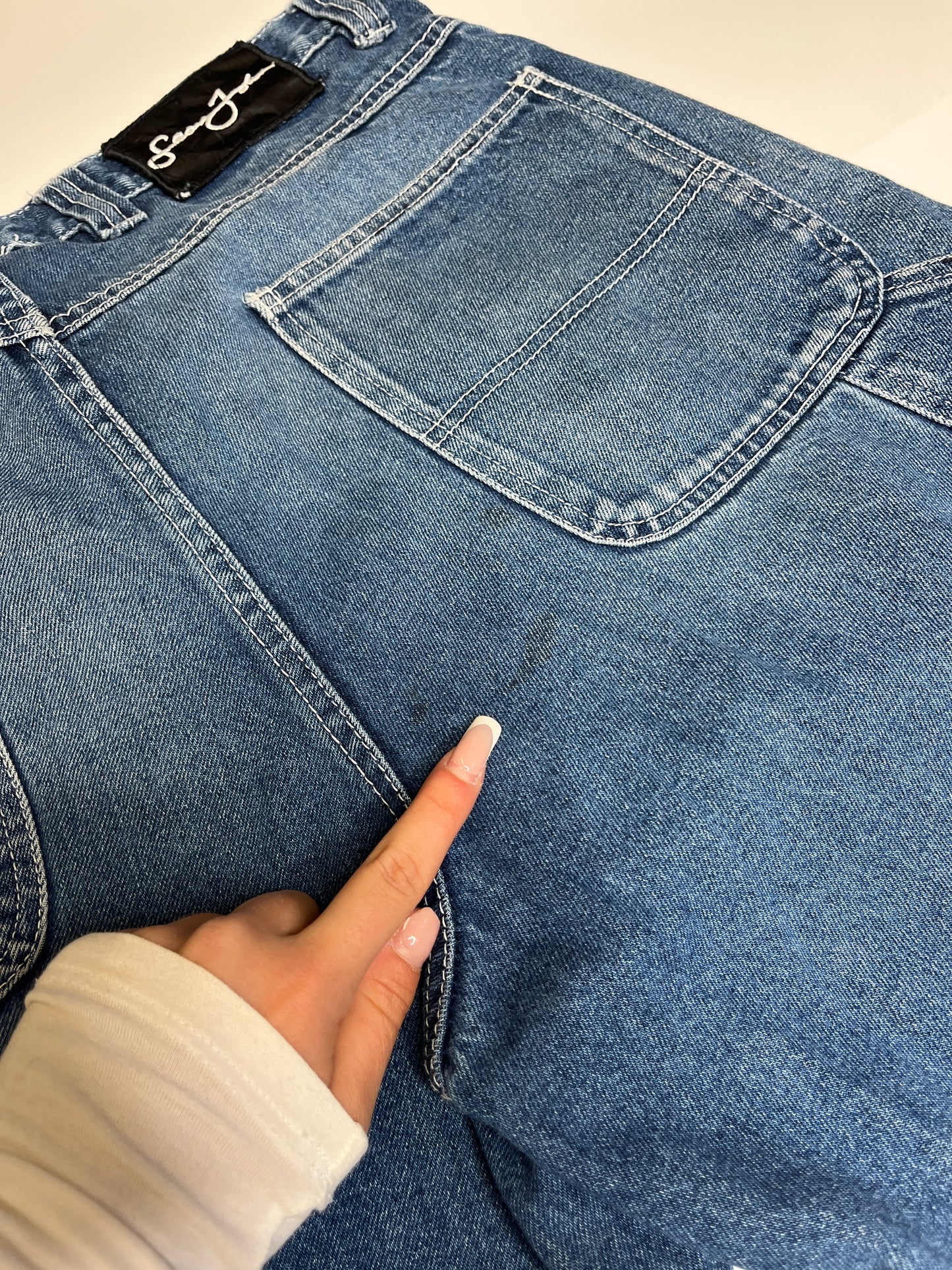 SEAM JEANS JORTS