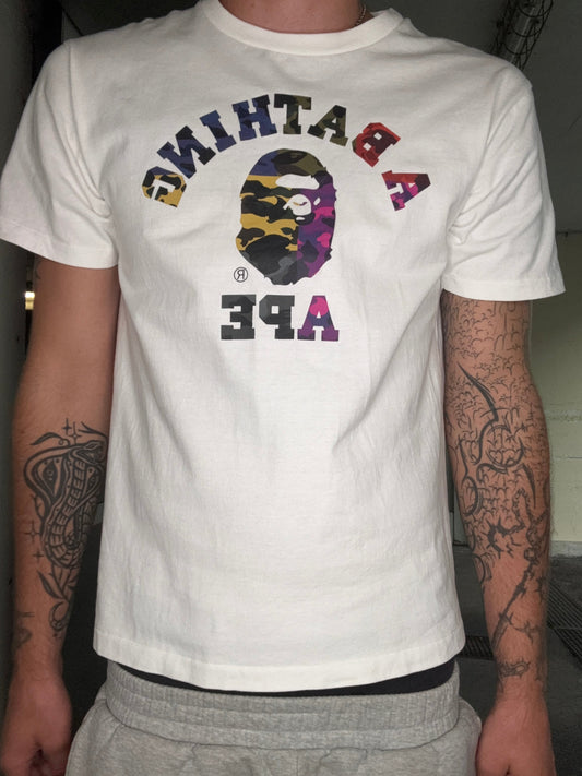 BAPE COLLEGE LOGO TEE – MULTICOLOR CAMO (M)