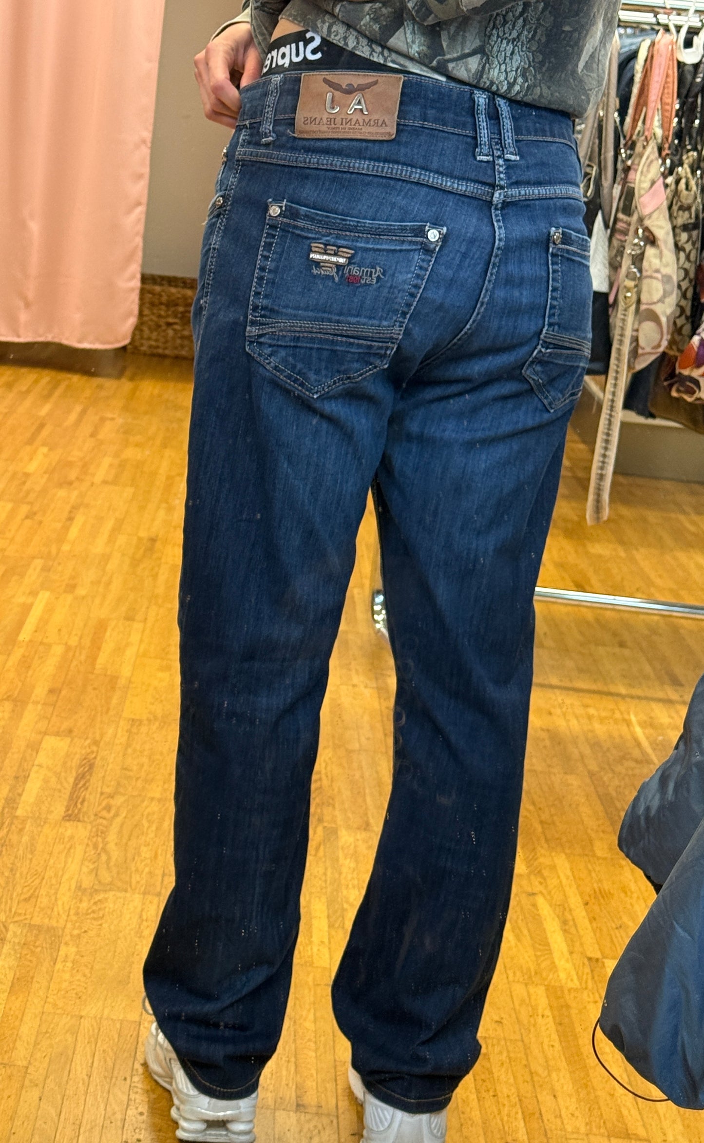 ARMANI STRAIGHT LEG JEANS (w.32-34)