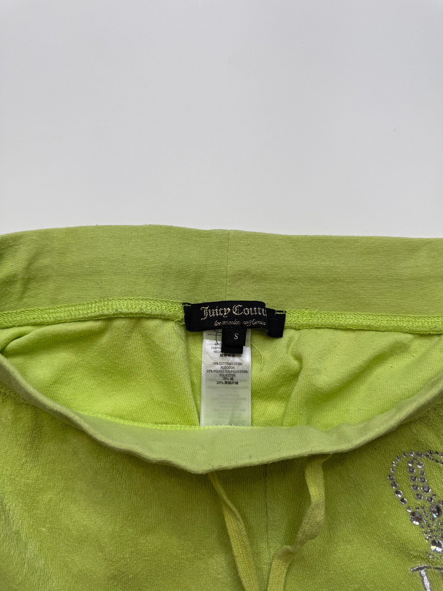 JUICY COUTURE TERRY SHORTS – LIME GREEN (S)