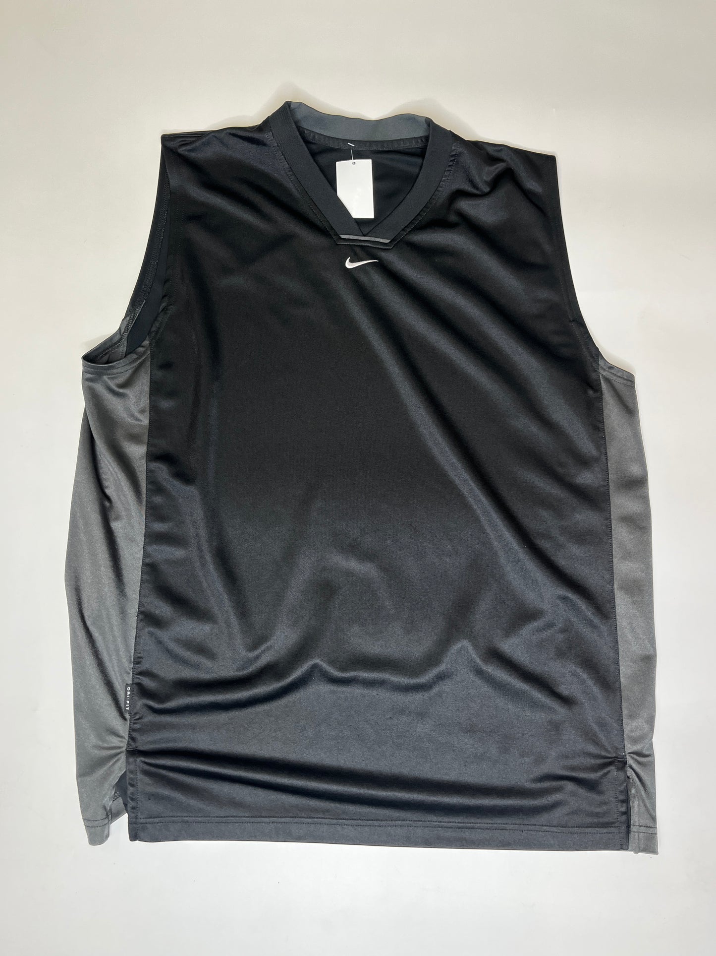 NIKE 2000S SHIRT (~XL)